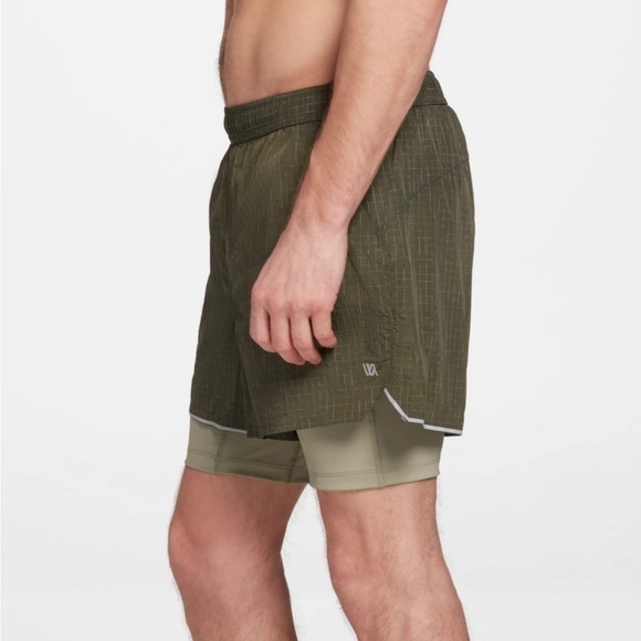 VRST Dick’s Sporting Goods Hybrid Men's Running Short - NWT - Picture 3 of 13